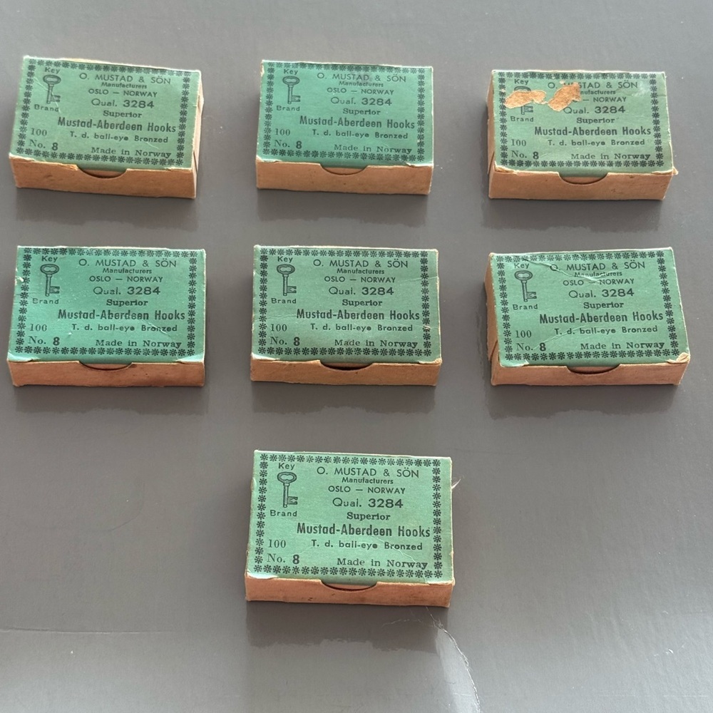 Mustad & Son Mustad-Aberdeen Hooks Set of 7 boxes 3384 No. 8 vintage